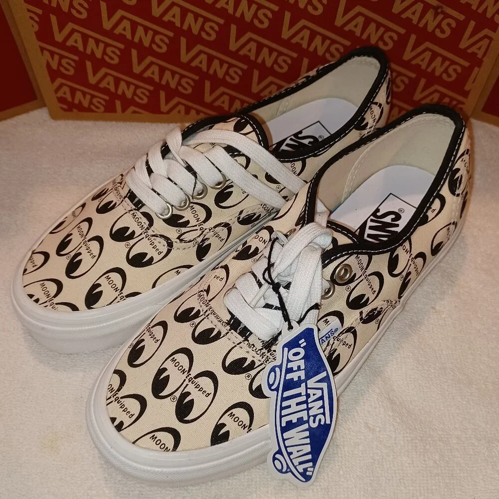 VANS X Men's 7/Women's 8.5 Mooneyes Authentic 44 DX Unisex Anaheim Factory White